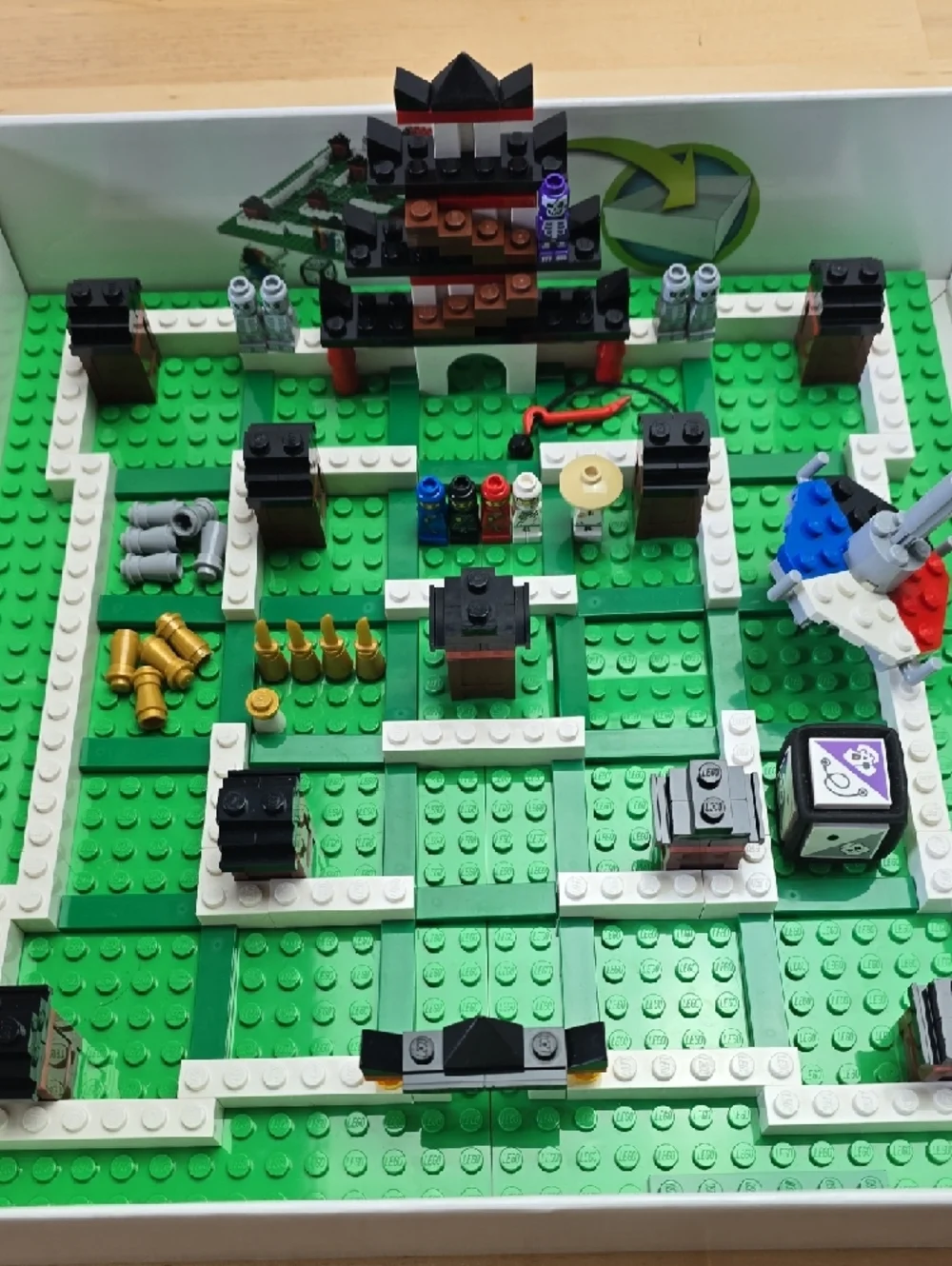 Lego Ninjago Board Game - 3856 - Picture 5 of 9